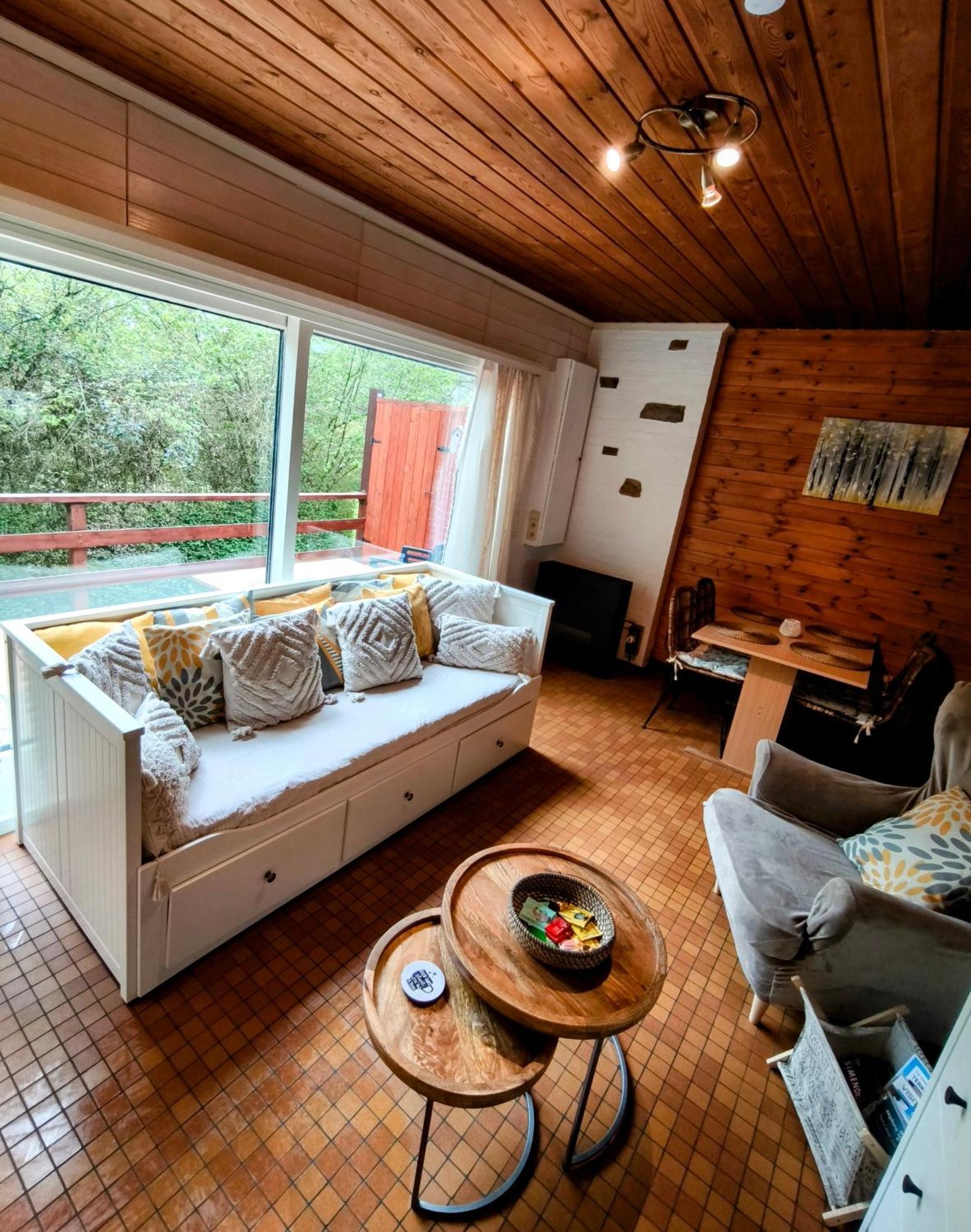 Au bois charmant Waulsort Chambre photo