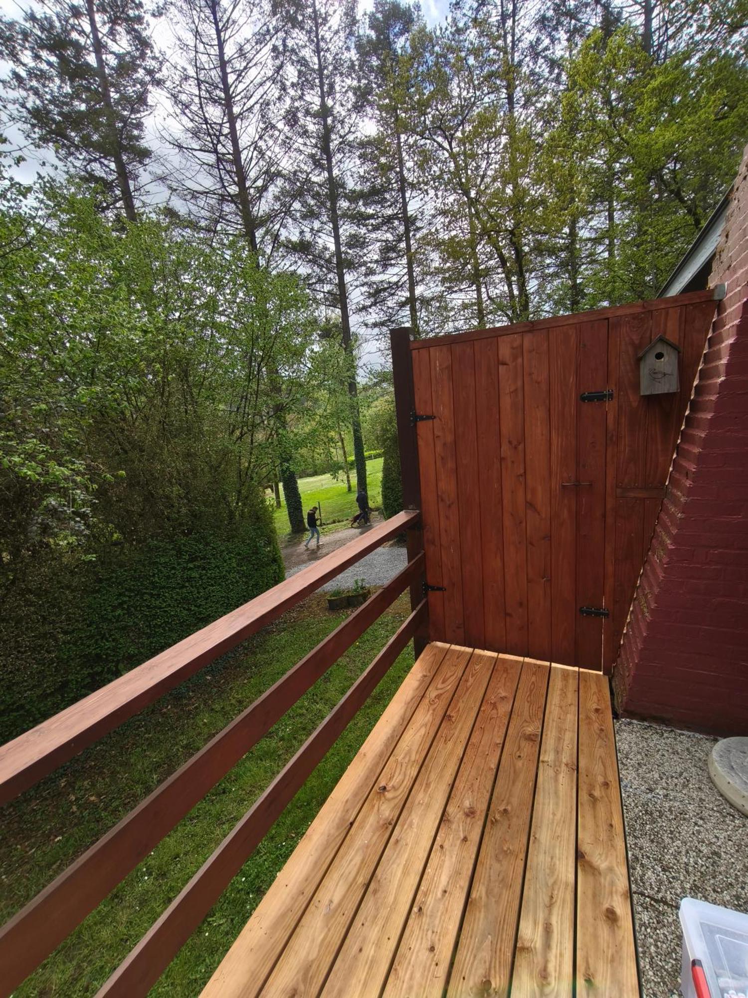 Au bois charmant Waulsort Chambre photo