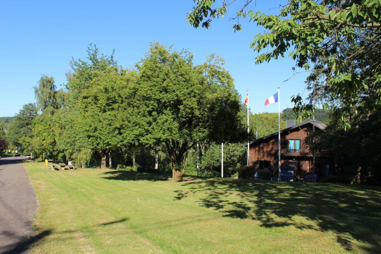 Au bois charmant Waulsort Extérieur photo